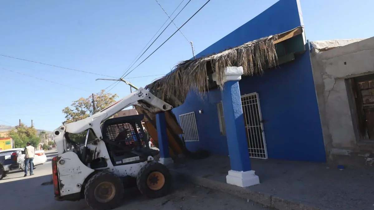 Retiro de tejabán instalado en las calles Cobre y 16 de Septiembre de Ciudad Juárez