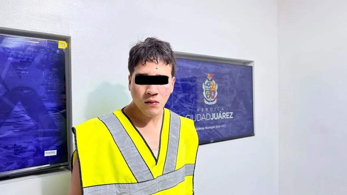 Detención de joven por presuntos daños en una plaza comercial de Ciudad Juárez