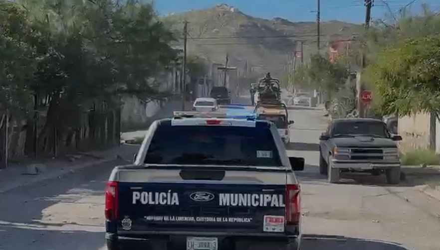 Operativo de la Agencia Estatal de Investigación durante cateos en el poniente de Ciudad Juárez