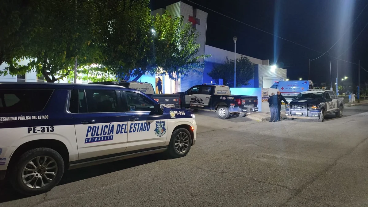 Clínica de la Cruz Roja en Paseos de Chihuahua donde fue reportada la muerte de Adrián B. P.
