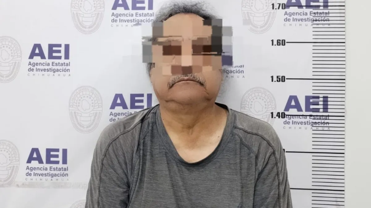Agentes de investigación detienen a hombre de 70 años en Ciudad Juárez