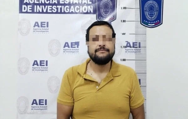 Exagente ministerial y su padre detenidos en Ciudad Juárez