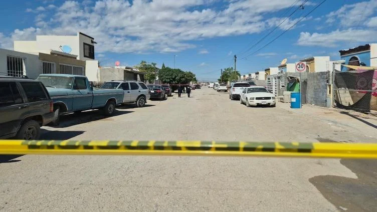 Movilización policiaca por dos personas sin vida en la colonia Arecas de Ciudad Juárez