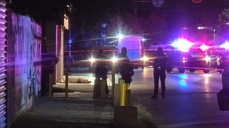 Operativo de seguridad durante cateo en la colonia Ampliación Aeropuerto de Ciudad Juárez