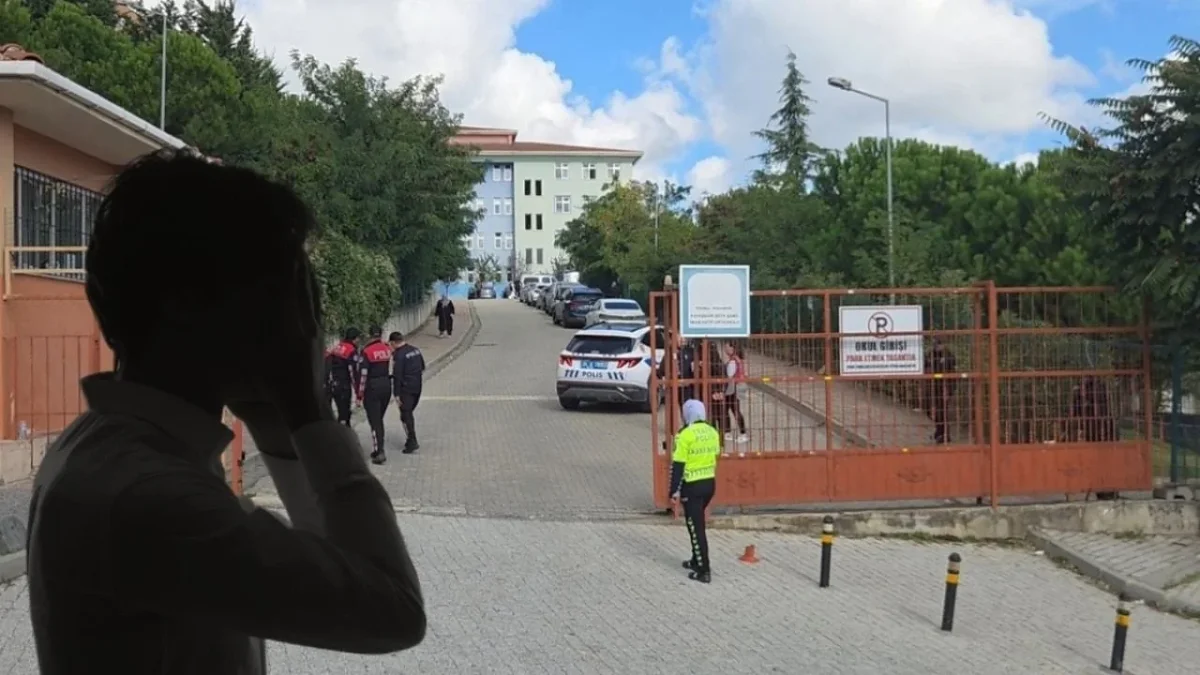 Policías resguardan una secundaria de Estambul después de un ataque contra estudiantes