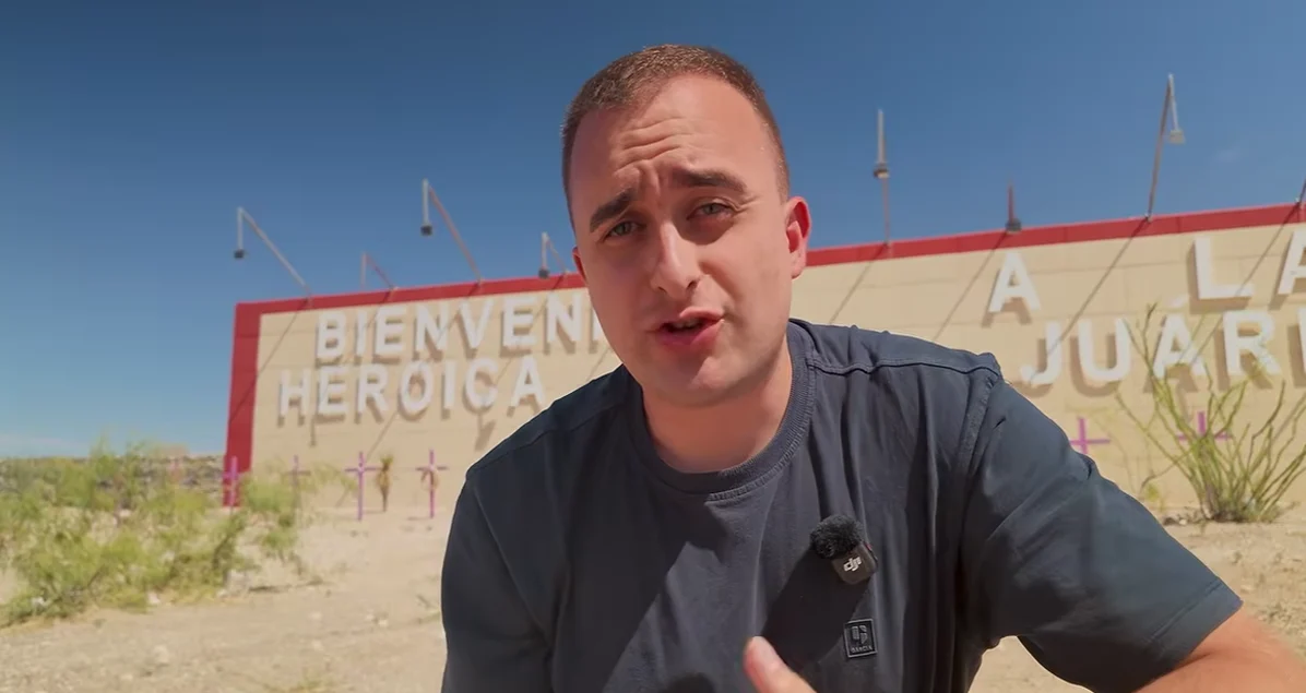 Youtuber español David Montiel durante su recorrido por Ciudad Juárez