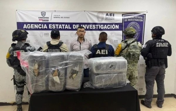 Cinco paquetes con presunta marihuana asegurados por autoridades en Ciudad Juárez