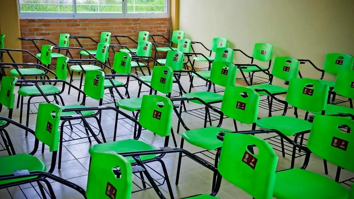Salón de clases vacío durante el megapuente escolar de octubre y noviembre
