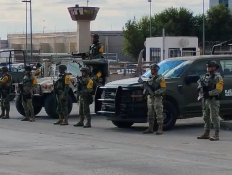 Operativo de seguridad en el Cereso 3 de Ciudad Juárez con agentes estatales y federales