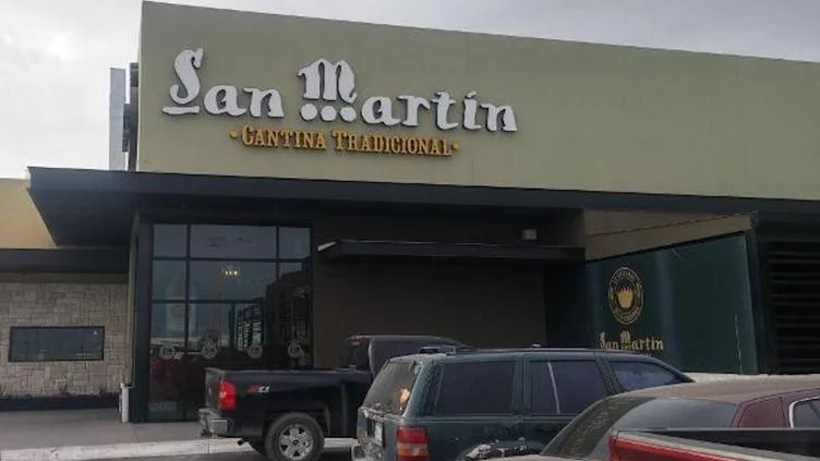 Clausura del bar San Martín de Las Torres por una riña en Ciudad Juárez