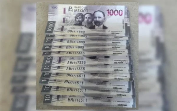 Billetes de mil pesos presuntamente falsos resguardados tras un reporte en Cuauhtémoc